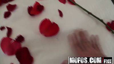Jenn's Valentine's Anal Surprise: Mofos goes wild with Jenn's blowjob skills in HD - sexu.com