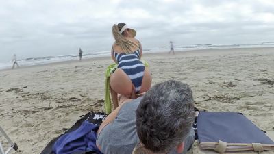 Jane R In Passers-by Looked, But She Continued Until I Cum. Public Anal. 9 Min - hclips.com