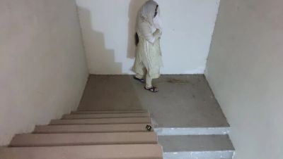Desi Bhabhi Fucked Hard on Stairs - Late Night Stepmom Anal & Doggy Style - xxxfiles.com - India - Pakistan