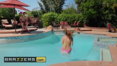 Skylar Snow - Thicc Pawg Gets Some Outdoor Anal - hotmovs.com
