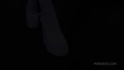 Juicy Violet gets double anal penetration by five black cocks - hotmovs.com